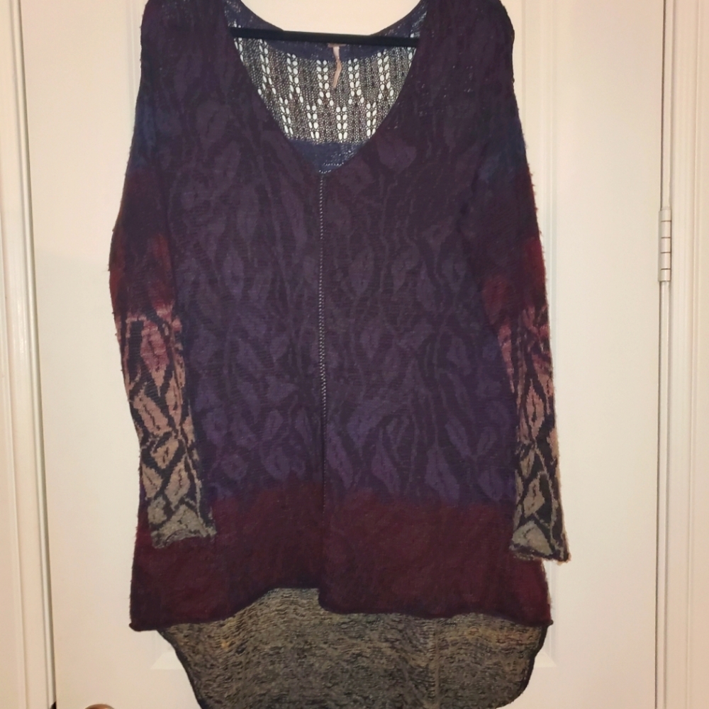 Free People, Small, lightweight sweater, leaf details